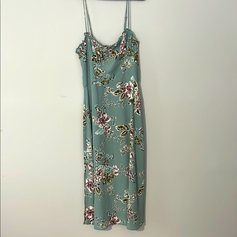 Floral Spaghetti Strap Dress Size Large‎